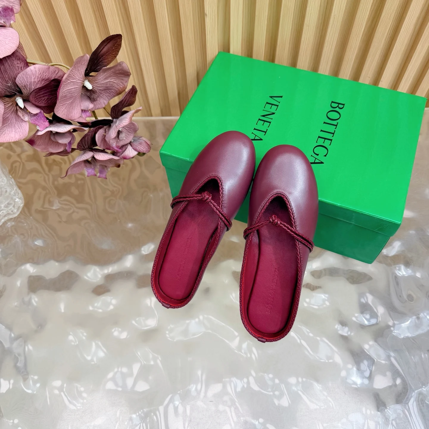 Bottega Veneta Adamo Series Women s Two-Way Loafers - Detail view 3