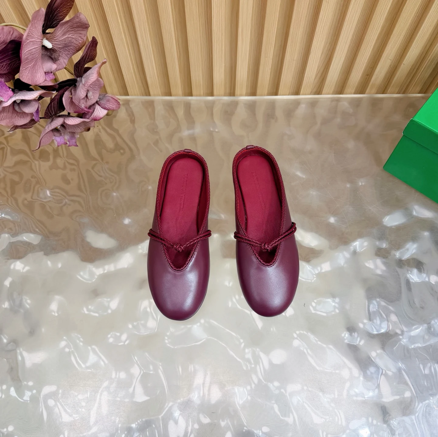 Bottega Veneta Adamo Series Women s Two-Way Loafers - Detail view 4