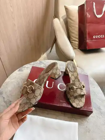 经典马衔扣拖鞋 凉鞋