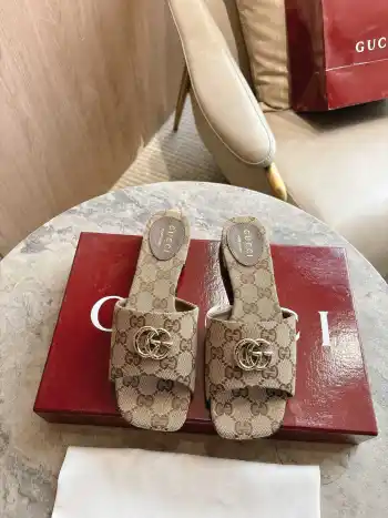 经典马衔扣拖鞋 凉鞋