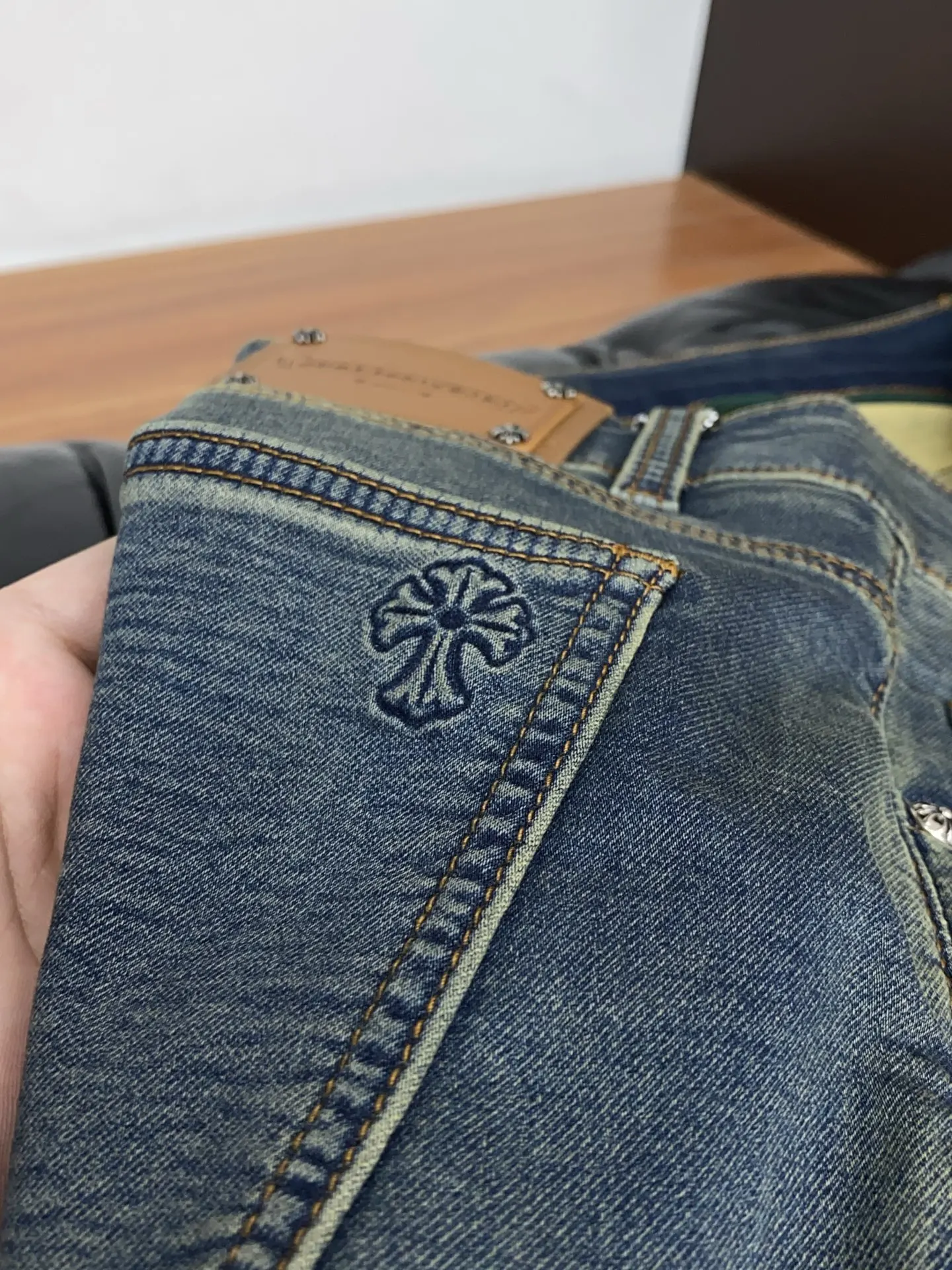 Chrome Heart 2026 Early Spring Latest Style Jeans - Detail view 5