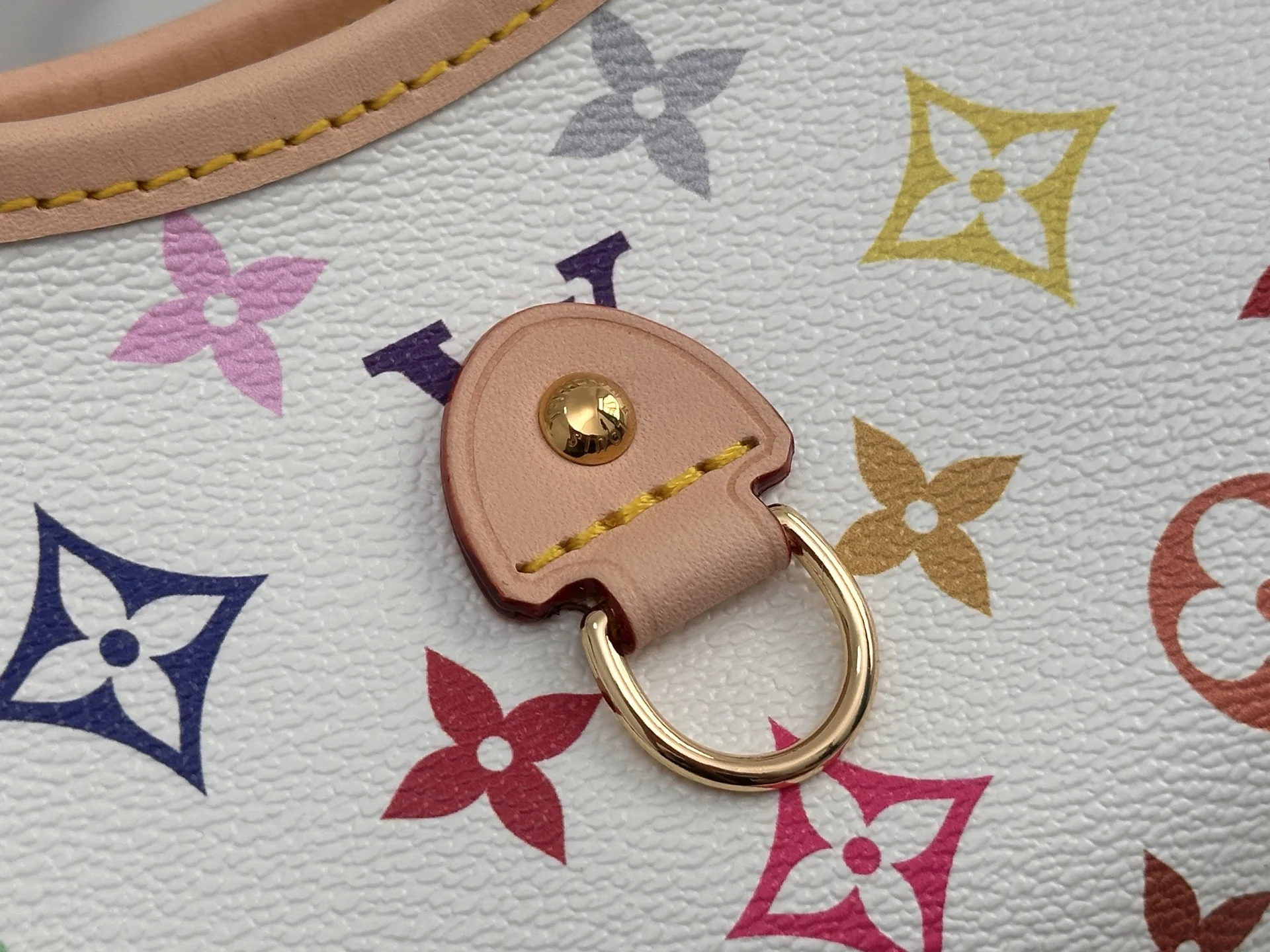 Louis Vuitton M27582 Pattern Handbag Women s Shoulder Bag - Detail view 7