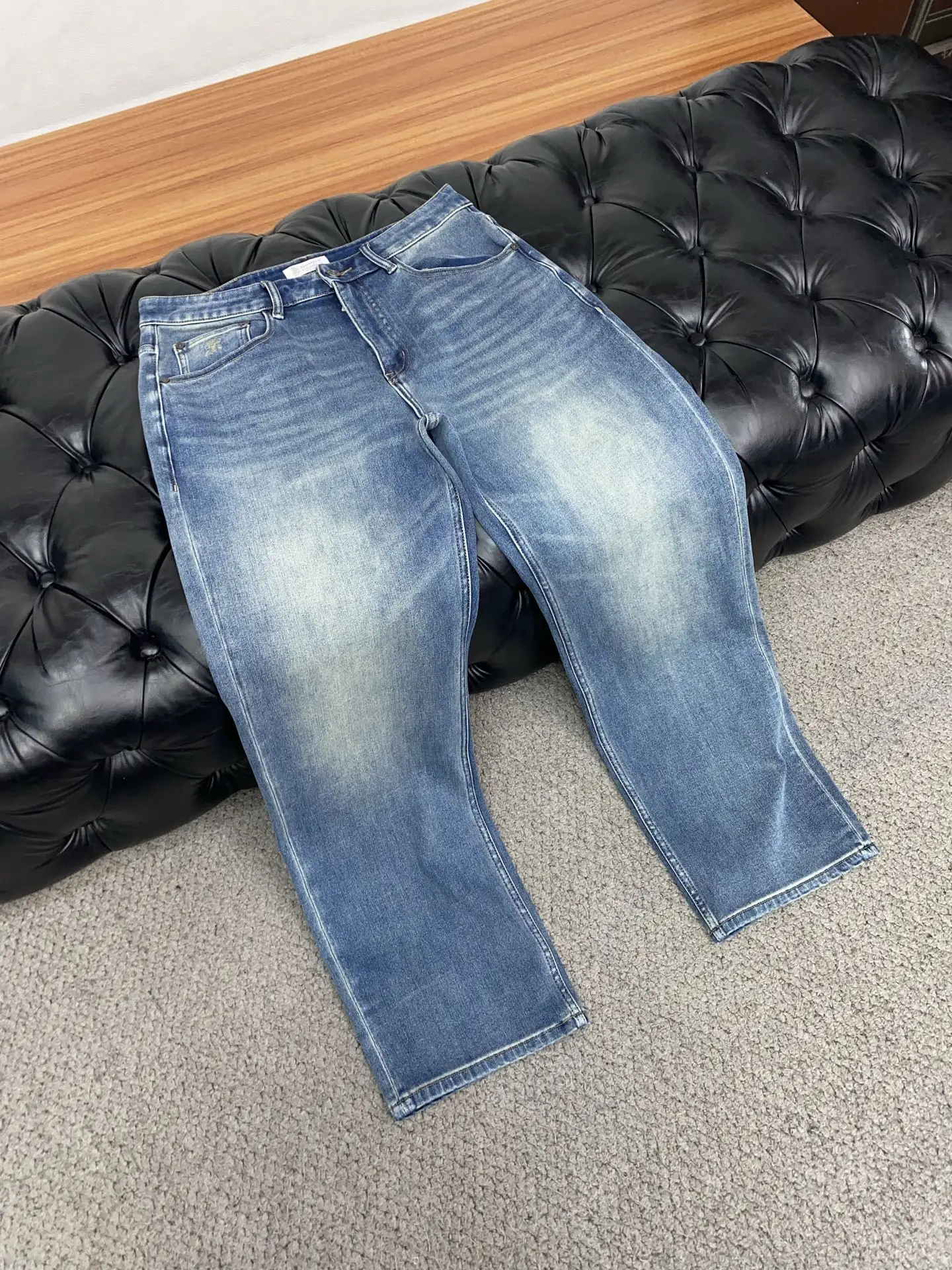 Brunello Cucinelli 2026 Early Spring Latest Vintage Style Jeans - Detail view 6