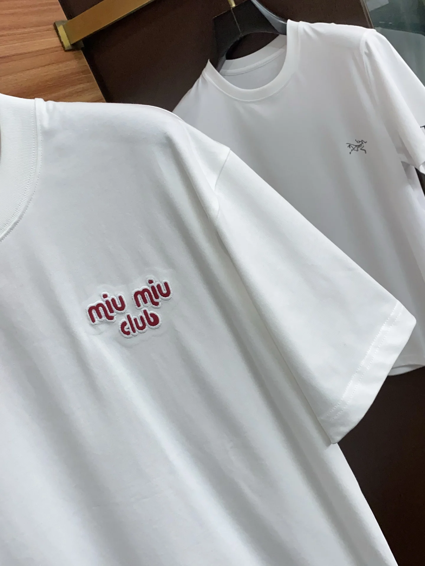 MIU MIU Round neck men s short sleeve T-shirt - Detail view 4