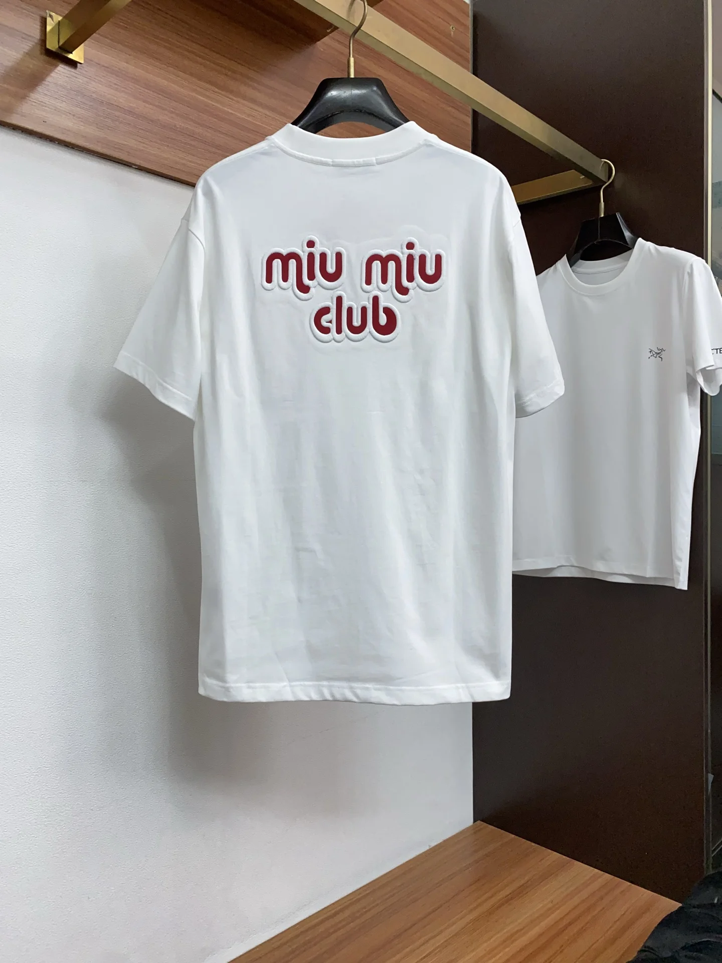 MIU MIU Round neck men s short sleeve T-shirt - Detail view 9