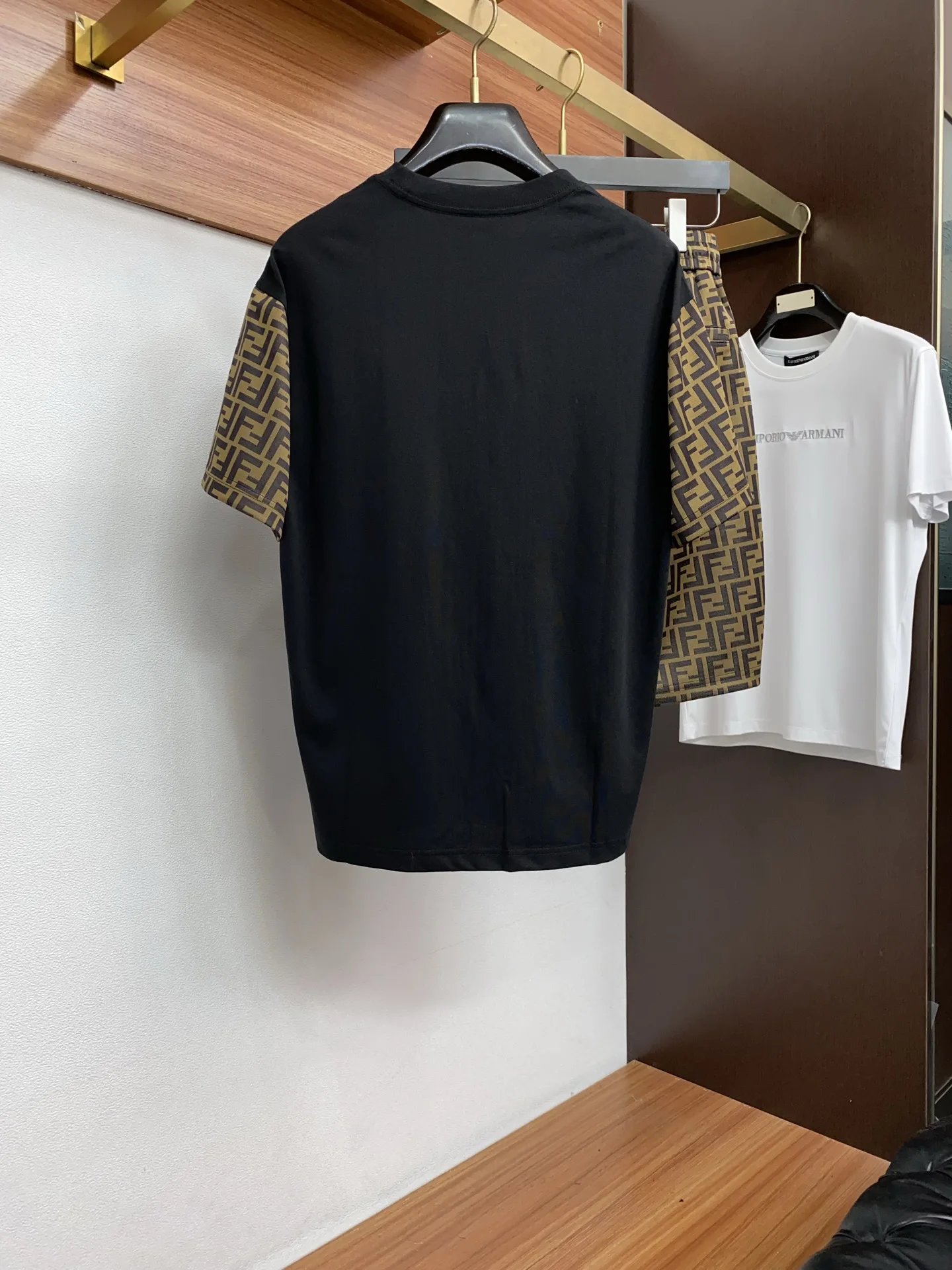 Fendi 2026 Spring/Summer New Spliced Men s Short Sleeve Set - Detail view 10