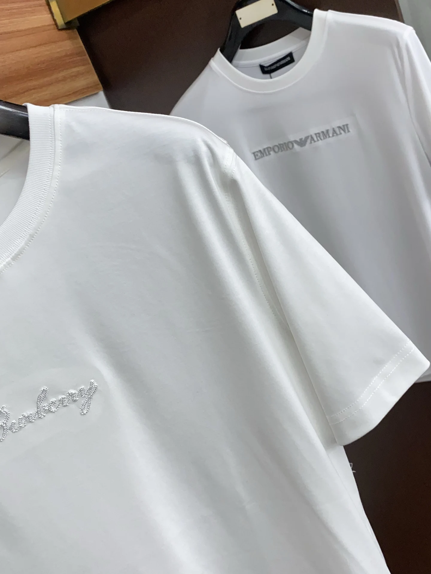 Burberry 2026 New Short Sleeve - Detail view 4