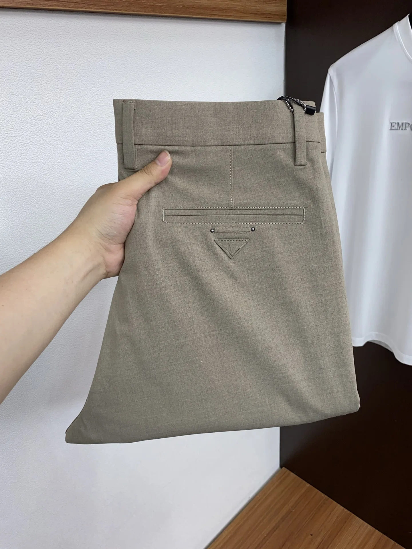 Prada 2026 Early Spring Latest Style Suit Pants - Detail view 1