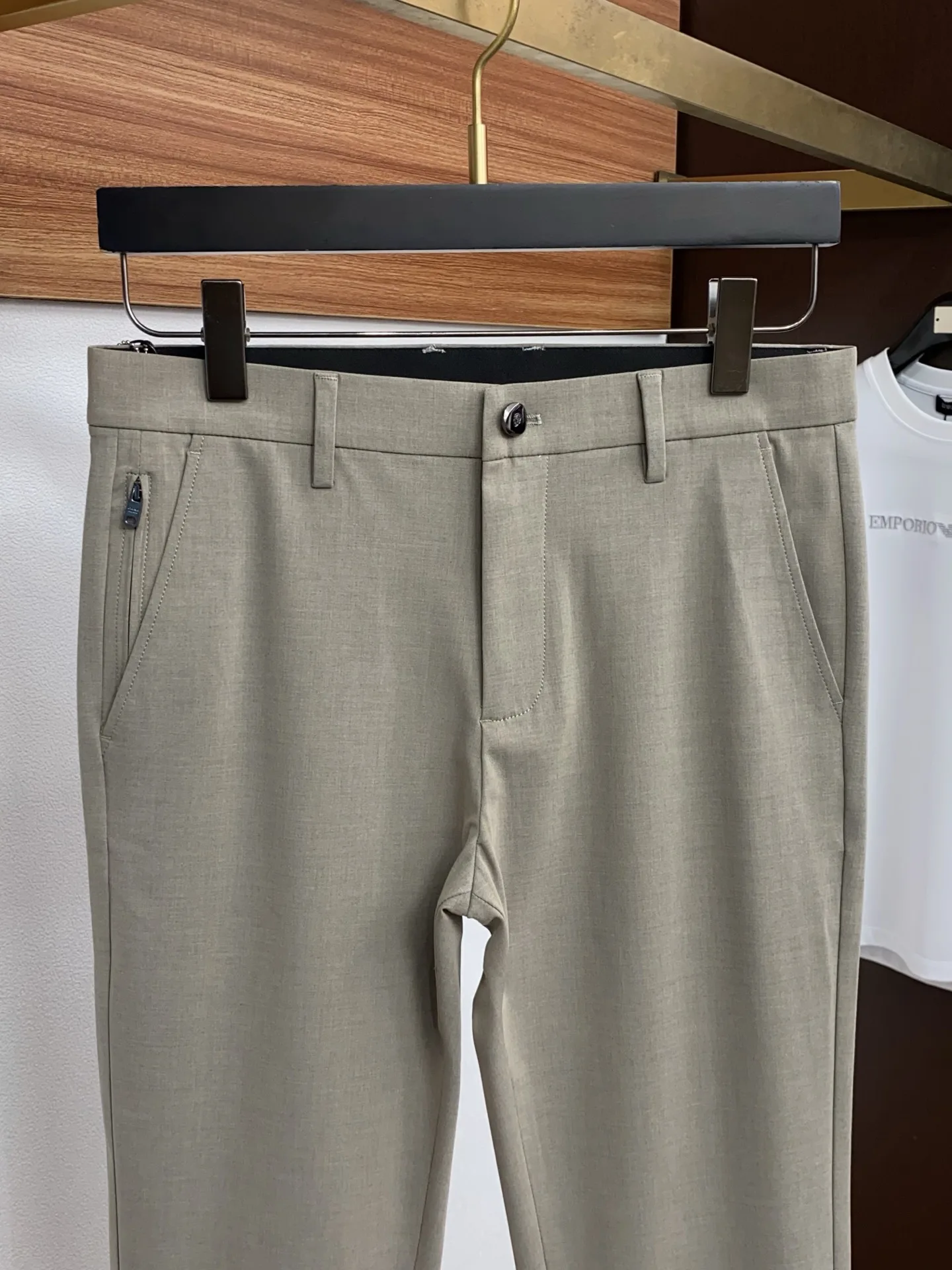 Prada 2026 Early Spring Latest Style Suit Pants - Detail view 3