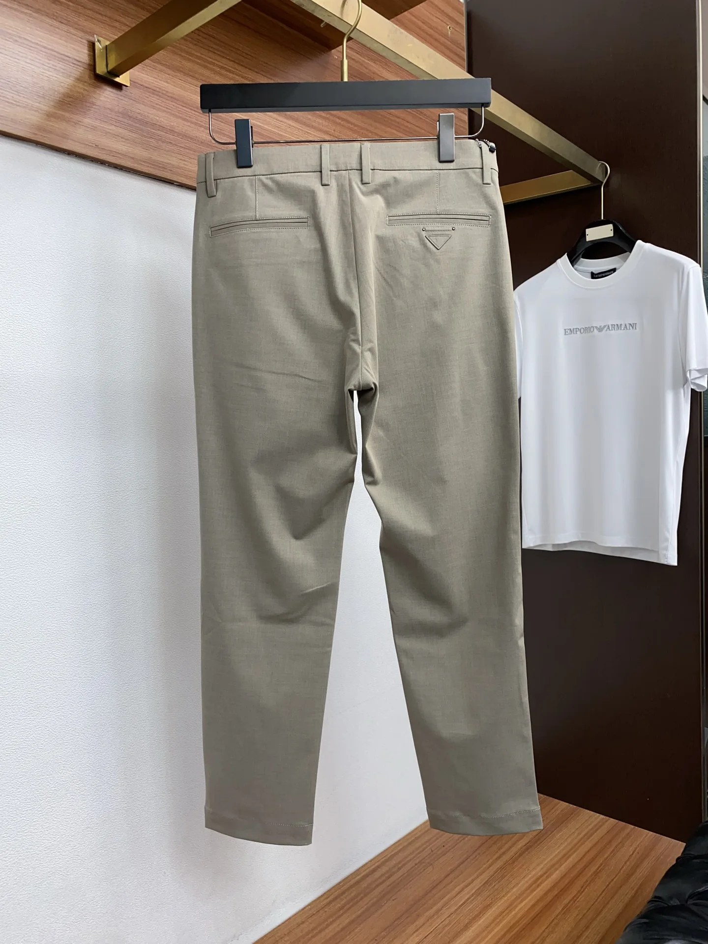 Prada 2026 Early Spring Latest Style Suit Pants - Detail view 8