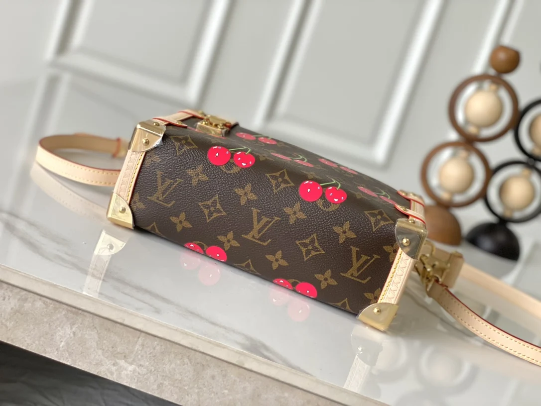 LVM14278 牛皮加固金属包角中号手袋 女士斜挎包 - 细节图 5