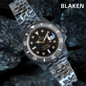 <p>第三代最新升级BLAKEN款水鬼系列 夜黑劳力士/五组表带系列 </p><p>劳.力士Rolex碳黑钢皇 改装劳.力士水鬼系列 巅峰神器 </p><p>1  BLAKEN高级改装水鬼系列 让您美美的 酷酷的 </p><p>2  表身DLC黑化处理 Blacken改装团队特有的暗夜黑表盘砂砾效果100%还原 </p><p>3  搭载一体3135机芯机械 稳定性强  </p><p>4  直径40毫米 厚度11毫米 </p><p>- 诚意之作 欢迎各路表友品鉴</p>