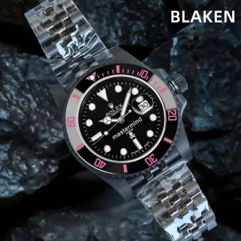 <p>第三代最新升级BLAKEN款水鬼系列 夜黑劳力士/五组表带系列 </p><p>劳.力士Rolex碳黑钢皇 改装劳.力士水鬼系列 巅峰神器 </p><p>1  BLAKEN高级改装水鬼系列 让您美美的 酷酷的 </p><p>2  表身DLC黑化处理 Blacken改装团队特有的暗夜黑表盘砂砾效果100%还原 </p><p>3  搭载一体3135机芯机械 稳定性强  </p><p>4  直径40毫米 厚度11毫米 </p><p>- 诚意之作 欢迎各路表友品鉴</p>