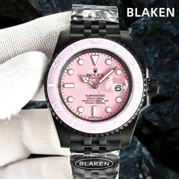 <p>第三代最新升级BLAKEN款水鬼系列 夜黑劳力士/五组表带系列 </p><p>劳.力士Rolex碳黑钢皇 改装劳.力士水鬼系列 巅峰神器 </p><p>1  BLAKEN高级改装水鬼系列 让您美美的 酷酷的 </p><p>2  表身DLC黑化处理 Blacken改装团队特有的暗夜黑表盘砂砾效果100%还原 </p><p>3  搭载一体3135机芯机械 稳定性强  </p><p>4  直径40毫米 厚度11毫米 </p><p>- 诚意之作 欢迎各路表友品鉴</p>