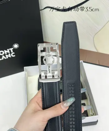 <p> 万宝龙 男士自动带进口小牛皮 手感细腻柔软 搭配纯钢自动精品钢扣 宽度 3.5cm</p>