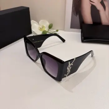 经典百搭款太阳镜