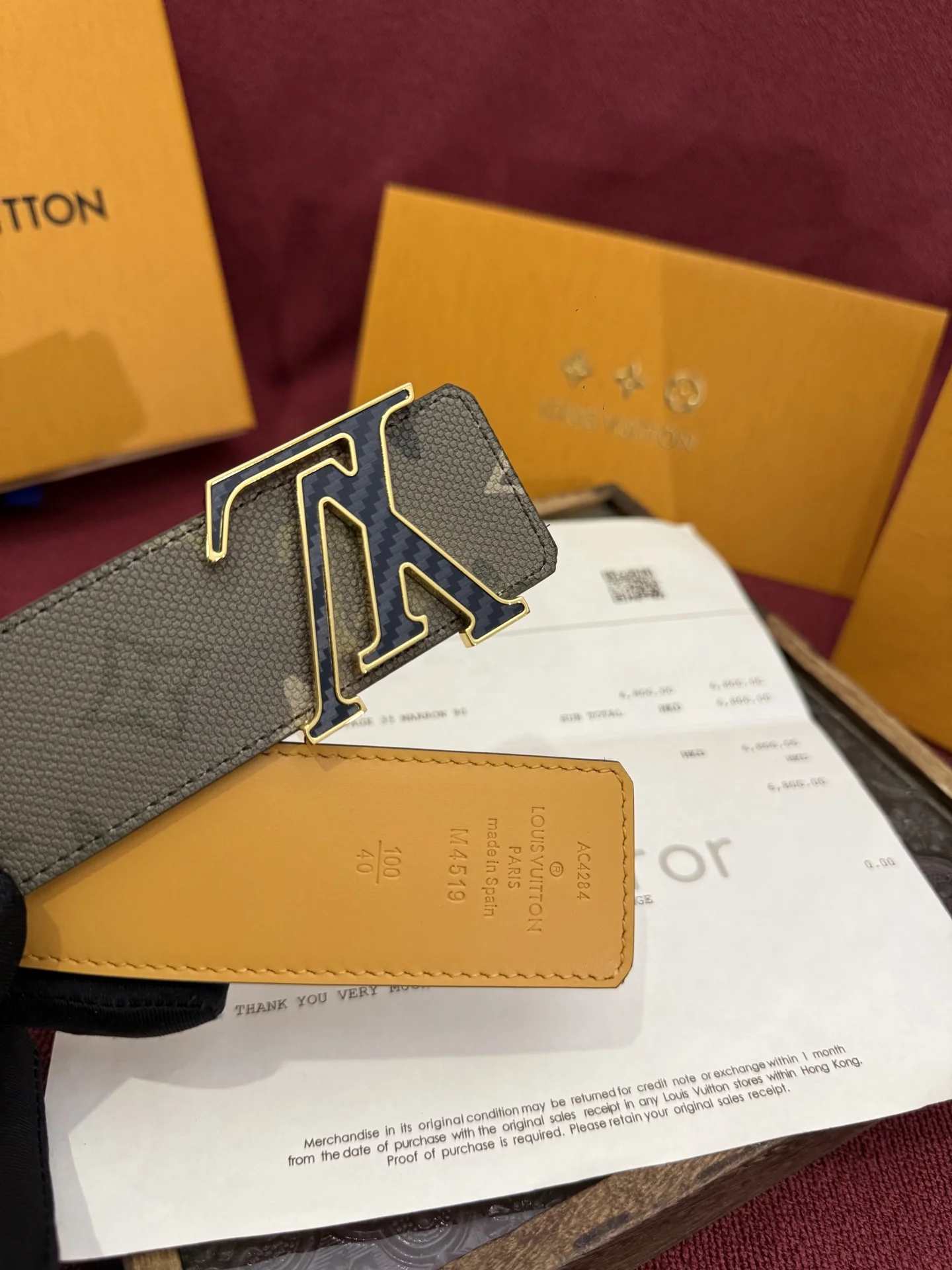 Louis Vuitton Men s Premium Printed Reversible Belt - Detail view 3