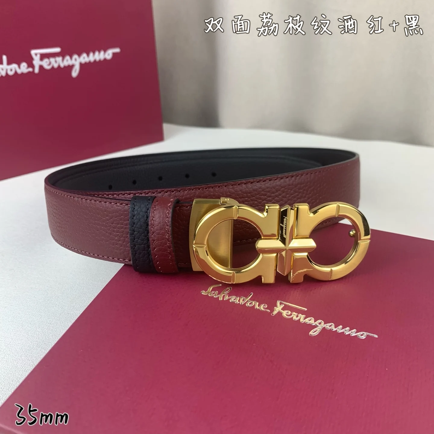 Ferragamo Men s Premium Printed Reversible Belt - Detail view 2
