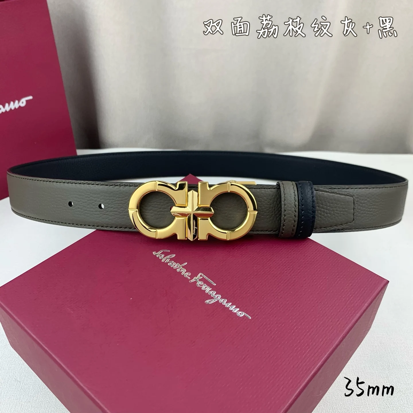 Ferragamo Men s Premium Printed Reversible Belt - Detail view 2