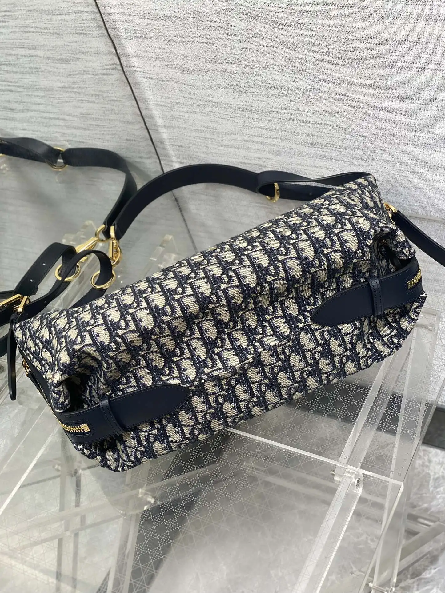 迪奥蓝布自带松弛包 女士斜挎包 - 细节图 7