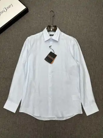 The most comprehensive linen shirt in 9 colors.