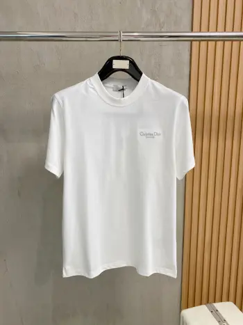 New Short-Sleeve Round Neck T-Shirt