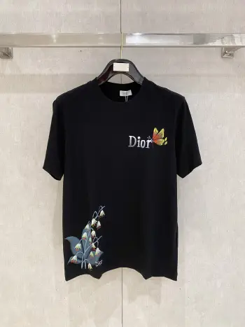 新款短袖圆领T恤