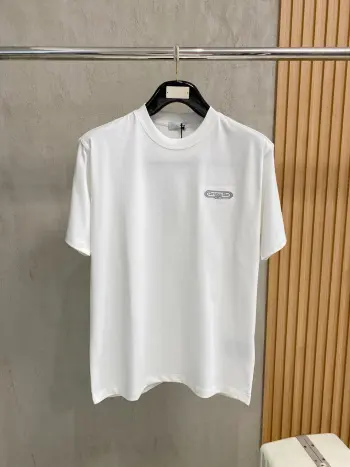 New short-sleeve round-neck T-shirt