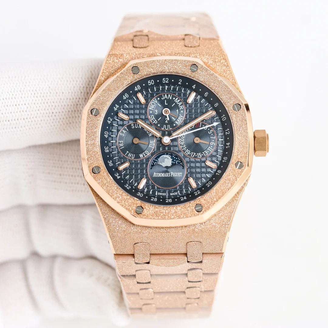 Audemars Piguet R68 Royal Oak Frosted Gold Watch Men s Mechanical Watch - Detail view 1