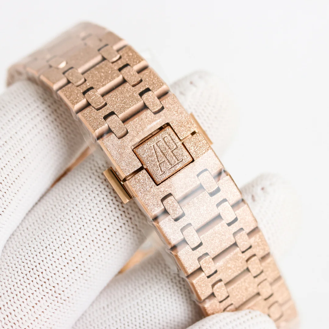 Audemars Piguet R68 Royal Oak Frosted Gold Watch Men s Mechanical Watch - Detail view 8