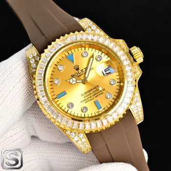 <p>太阳出品白壳<p>新品 劳力士 ROLEX X43 水鬼满天星系列 钻面顶级玩物毒货 不喜欢撞款街表水鬼的你 他绝对是你的知音 用劳力士最经典的潜航系列水鬼作为原型 经过圈口的二次改装 然后镶嵌顶级天然皓石 大闪亮 难度极高  目前同种材质最闪工艺 机芯采用全自动机械机芯 超强夜光字面  太阳出品精致推荐男士机械腕表 </p><p>立即抢购</p>