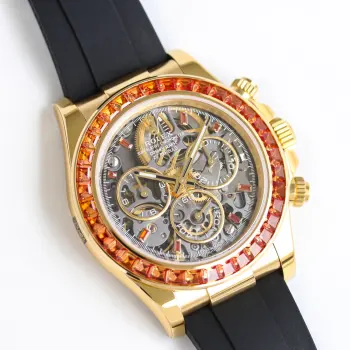 <p>太阳出品<p>PPM 劳力士-ROLEX LB2 迪通拿 极地冰川 以蓝为境 以械为骨 </p><p>劳力士-迪通拿 镂空南瓜灯 金为骨 火为环 镂空之间藏着时间的心跳与财富的光芒 </p><p>彩色钻 镂空字面 机械 316钢 </p><p>腕间藏着深海的静谧与时间的精密 尺寸 40mm 可搭载 4801 机 / 4130 机 太阳出品精致推荐男士多功能机械腕表 </p>