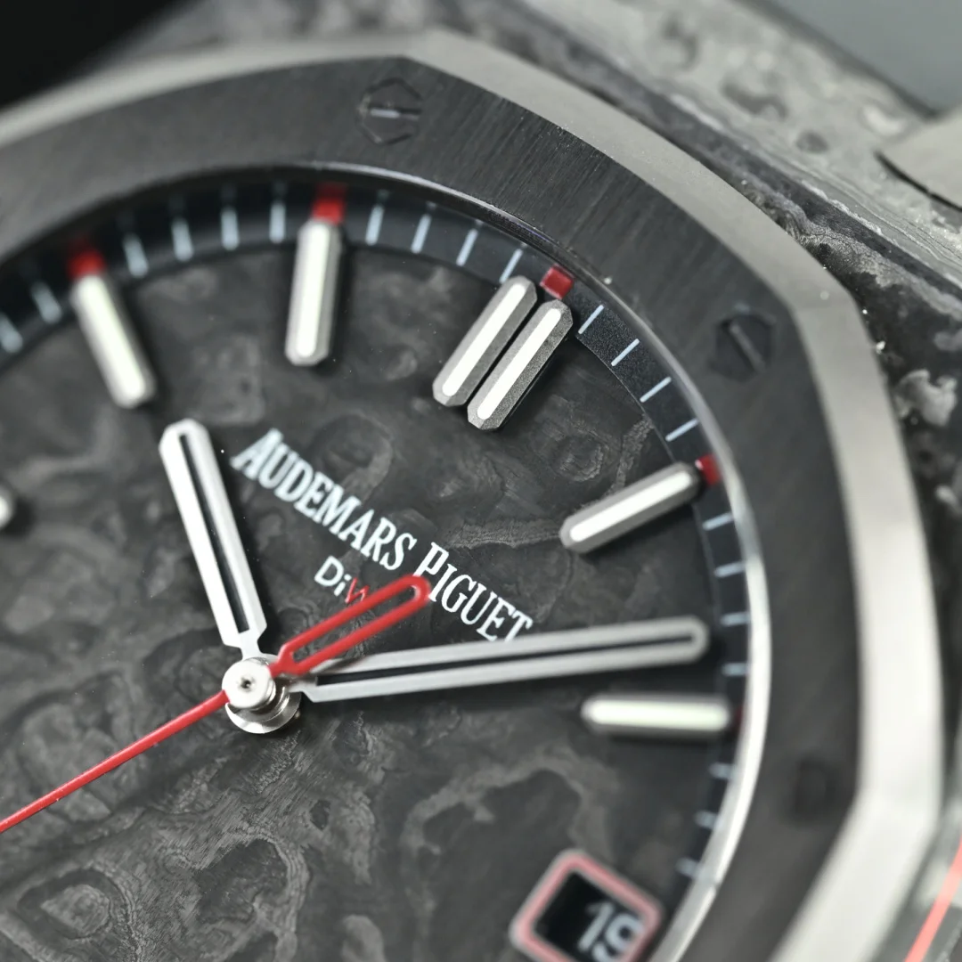 Audemars Piguet 15500 Audemars Piguet Royal Oak Series Men s Mechanical Watch - Detail view 4