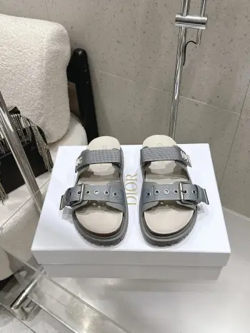 Early spring new sandals and slippers women s slippers