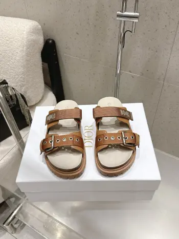 Early spring new style sandals and slippers women s slippers