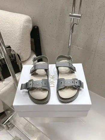 Early spring new style sandals slippers women s sandals