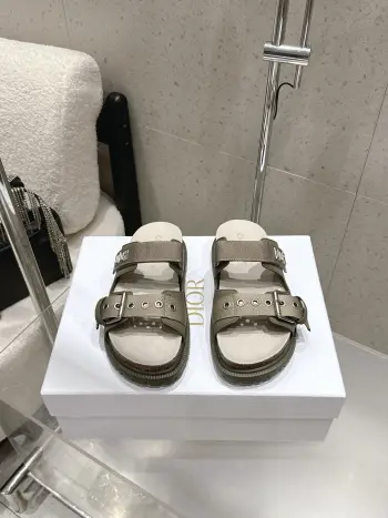 Early spring new sandals and slippers women s slippers