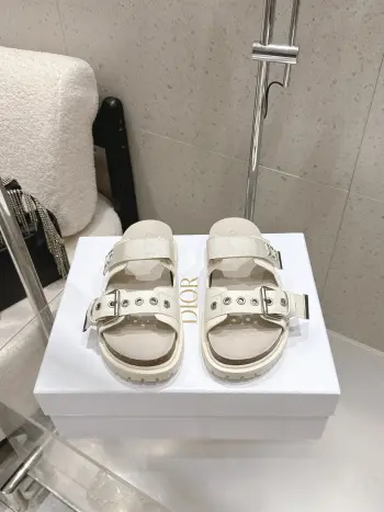 Early spring new sandals and slippers women s slippers