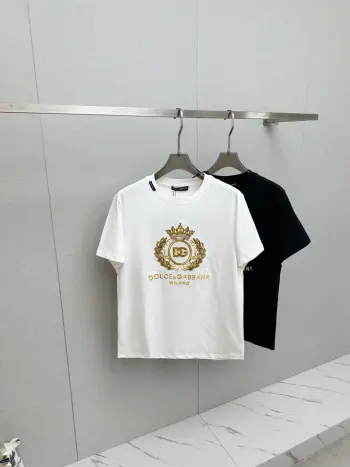 新品短袖