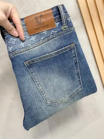 最新同款牛仔裤