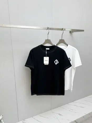 新品短袖