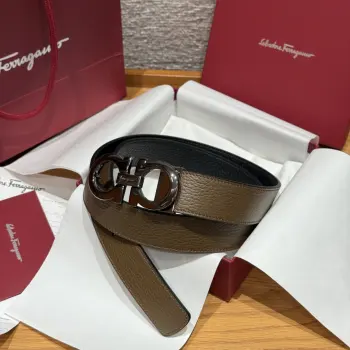 <p> Ferragamo.菲拉格慕 </p> 支持NFC扫码 宽度3.5cm 高级定制款男士皮带 双面进口牛皮 可双面使用 自行选择搭配 真材实料 很有质感 时尚经典不失风范 搭配精品尾夹扣 长短可自行裁剪</p>