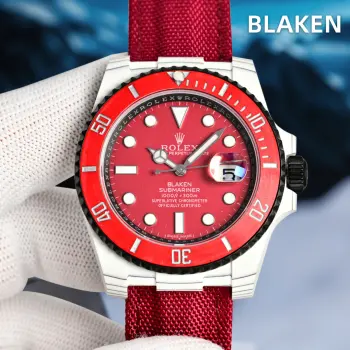<p> BLAKEN 碳纤维改装劳力士水鬼   玩表人的个性选择</p><p>当经典劳力士潜航者遇上 BLAKEN 改装美学 腕间潮流就此革新 </p><p>SUB碳纤维复合表壳超轻配置 告别压腕感 日常佩戴毫无束缚 </p><p>搭载一体丹东3135机芯坐镇 精准走时与耐用性始终在线</p>