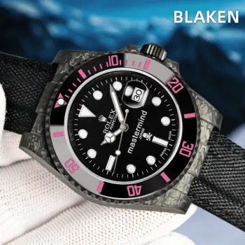 <p> BLAKEN 碳纤维改装劳力士水鬼   玩表人的个性选择</p><p>当经典劳力士潜航者遇上 BLAKEN 改装美学 腕间潮流就此革新 </p><p>SUB碳纤维复合表壳超轻配置 告别压腕感 日常佩戴毫无束缚 </p><p>搭载一体丹东3135机芯坐镇 精准走时与耐用性始终在线</p>