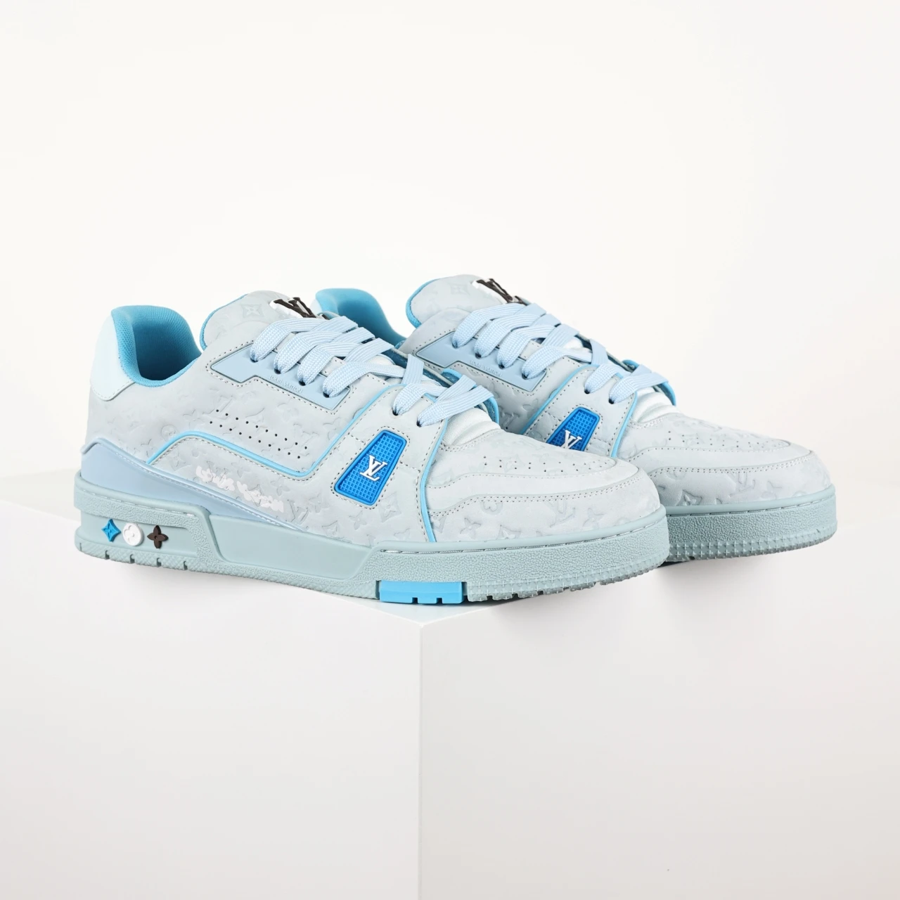 Louis Vuitton Taylor blue casual shoes - Detail view 3