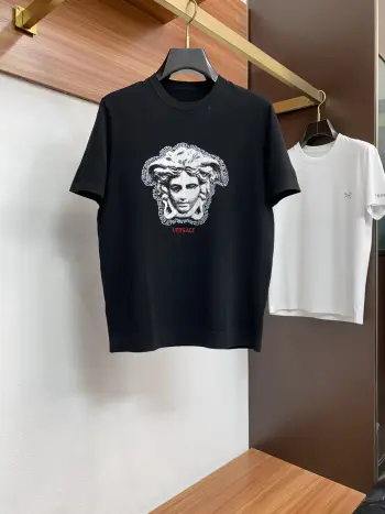 纯棉质圆领短袖