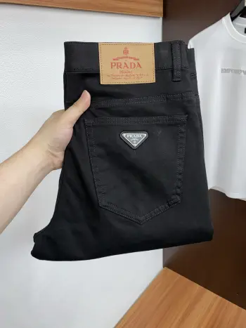 新款牛仔休闲裤