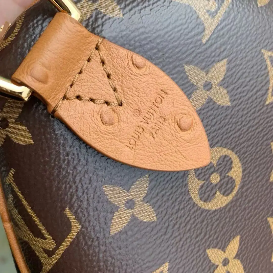 Louis Vuitton M87212 Coated Canvas Handbag Women s Shoulder Bag - Detail view 8