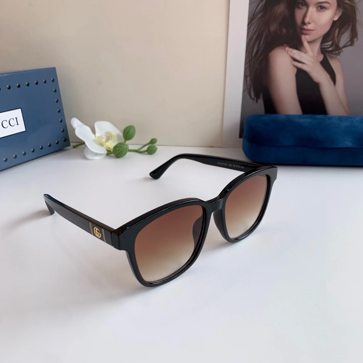 原单眼镜/太阳镜配饰|高仿眼镜/太阳镜配饰|精仿眼镜/太阳镜配饰|一比一眼镜/太阳镜配饰<p> GUCCI 古奇 开春新款时尚方框偏光太阳镜 高品质 佩戴舒适 网红潮款遮阳眼镜</p>