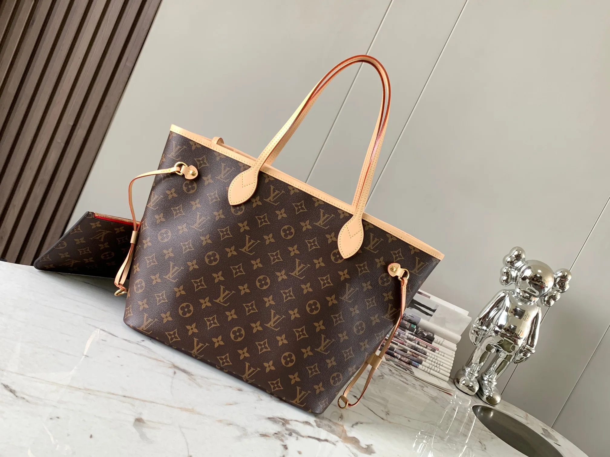 Louis Vuitton M41177 Classic Shopping Bag Women s Shoulder Bag - Detail view 1
